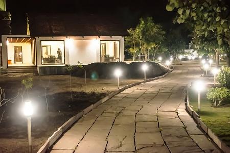 Vraksh Resort